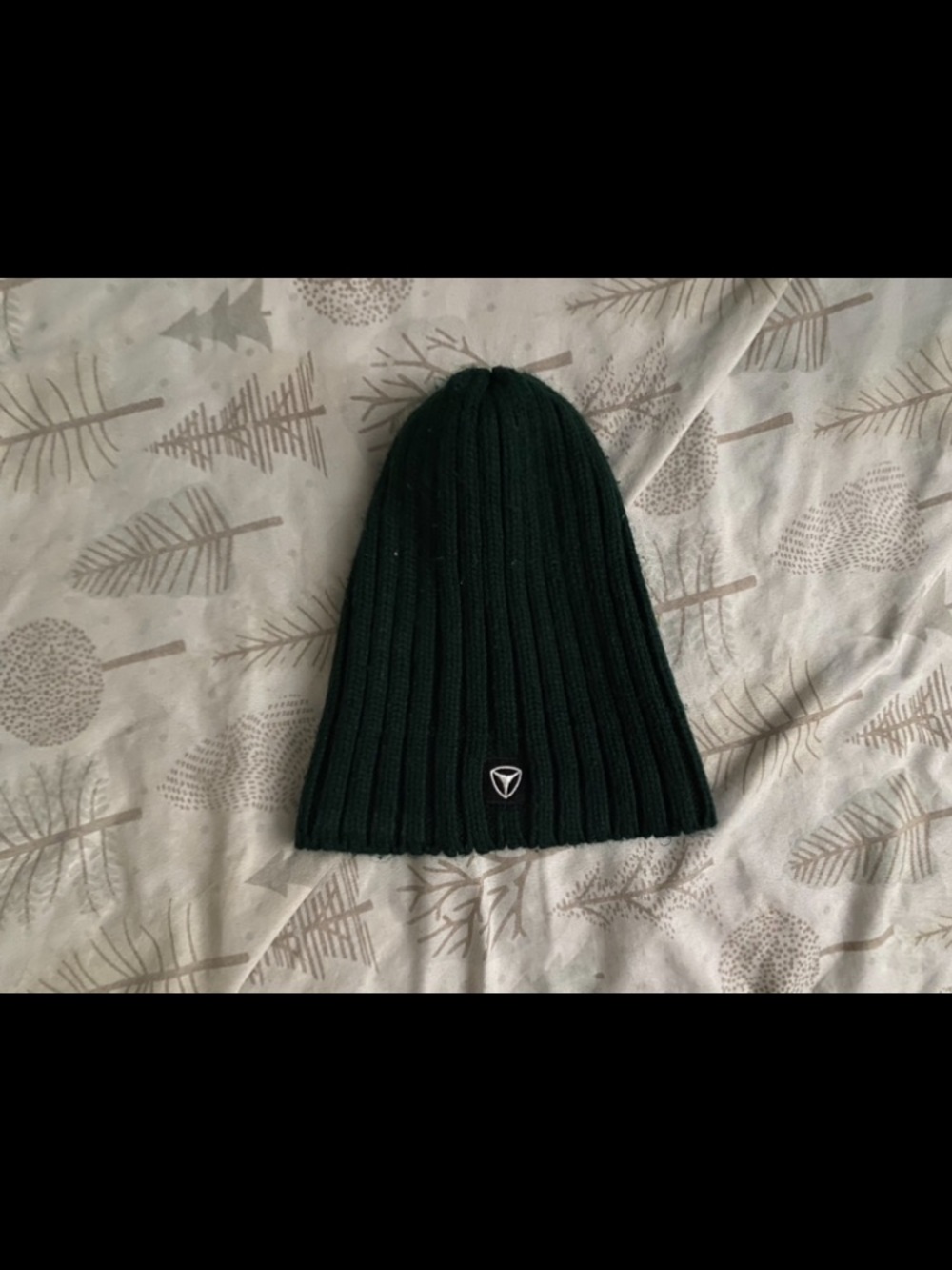Active USA Dark Green Ribbed Knit Beanie
